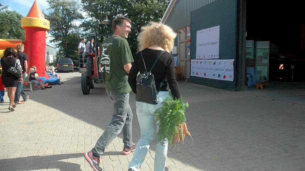 Menig bezoeker verliet het erf van Bergmans met een bosje peen.