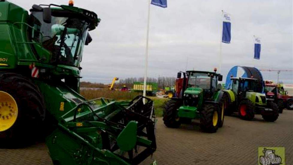 Ook buiten de hall waren diverse machines te zien.