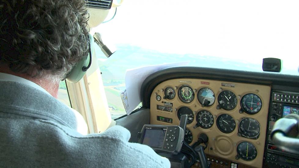 De inspecteur in de lucht heeft een beter zicht op de omgeving. Foto: Bram Teeuwsen, Agrio