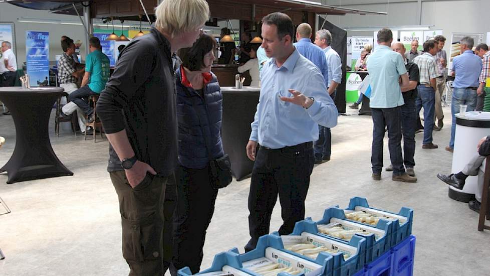 Er werden divers rassen asperges gepresenteerd.