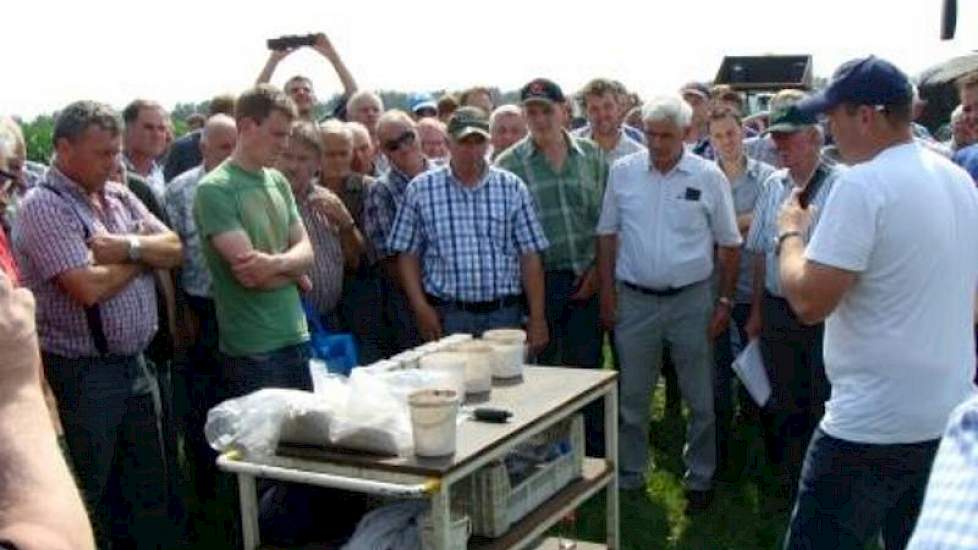 Een goede kwaliteit van de kunstmestkorrel in grootte, zwaarte en hardheid is belangrijk om een goed strooibeeld te realiseren. Ben daar als teler alert op en contoleer uw aangekochte kunstmest was het advies van Gerard Meuffels, onderzoeker bij PPO. Hij