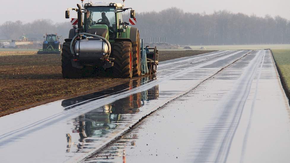 Vorig jaar ontsmette Joldersma zo’n 650 hectare.