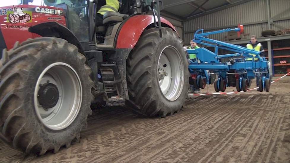 Speciale IRS zaaidemonstratie voor cichorei en suikerbieten Trekkerweb