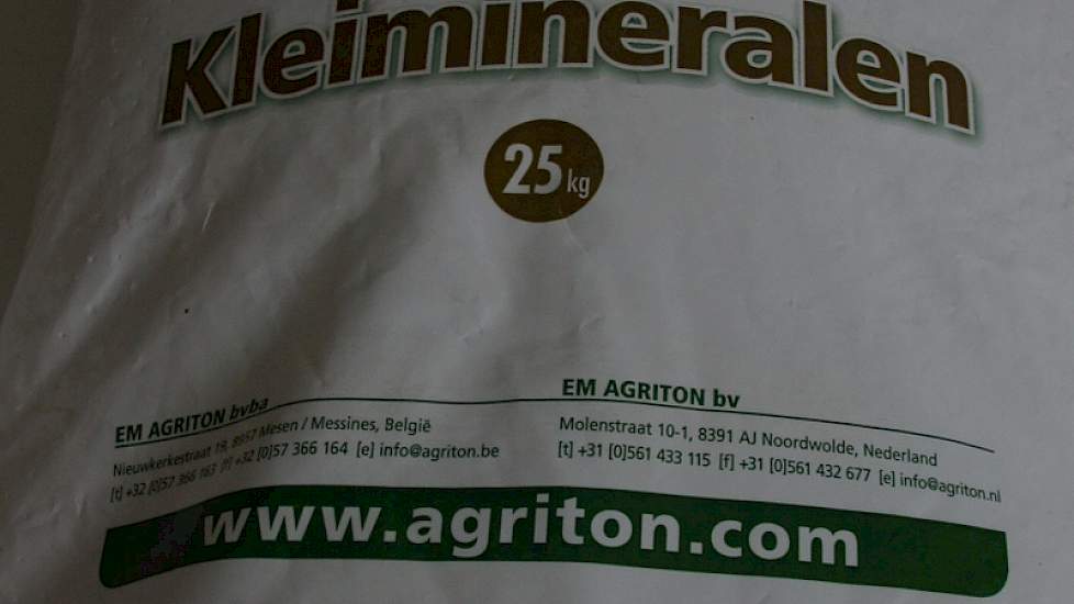 Kleimineralen verrijken het mengsel.