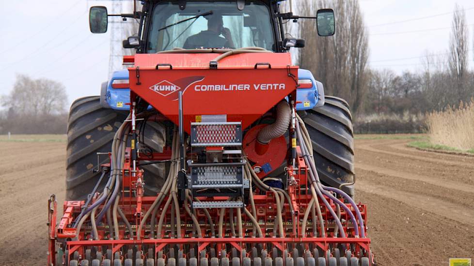 Vorig jaar is de Dutch Quinoa Group officieel gestart met alleen dit gewas. Ze heeft groot vertrouwen in teelt en consumentenmarkt. Zeker omdat nu nauwelijks de helft van de consumenten het product kent. De grote groei komt dus nog.