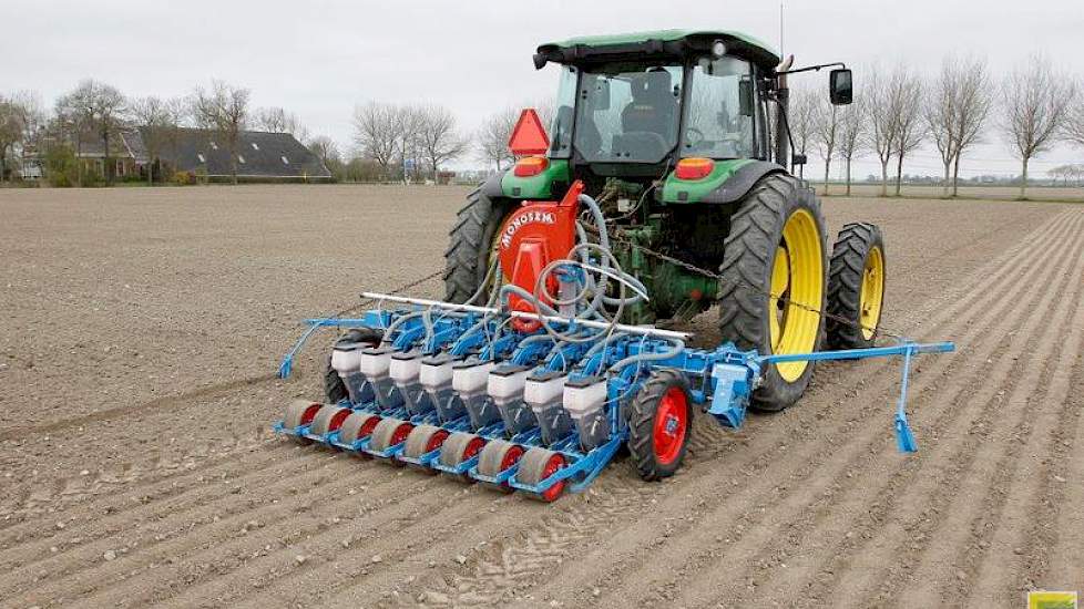 Huizing moest 7,5 hectare bieten en 9,5 hectare uien laten overzaaien.