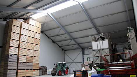 Bouwbedrijf Lont bouwde in de afgelopen tijd niet alleen een loods, maar ook een verwerkingsruimte, een kantine en een kantoor. Alle functies onder één dak.