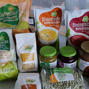 De provincie Groningen wil omschakeling naar biologische bedrijfsvoering stimuleren. Ook daarover informatie op de open dag van Ebelsheerd afgelopen dinsdag.
