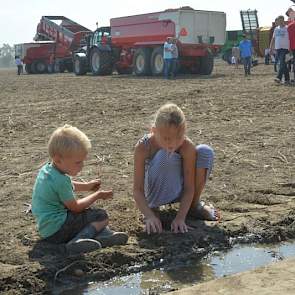 En ook voor de kinderen is er voldoende te beleven tijdens de Aardappeldemodag.
