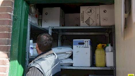 Het kabinet wil per 1 januari 2018 de BTW-landbouwregeling afschaffen. Deze lastenverzwaring moet leiden tot lastenverlichting. Het bedrag kan bijvoorbeeld worden gebruikt worden om de verhoging van de keuringskosten van de NVWA terug te draaien, stelt Al