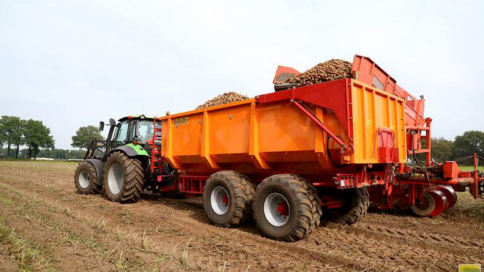De opbrengst van 45 ton vindt Boes heel prima. „De onderwatergewichten zijn hoog, ook in de consumptieaardappelen die ik voor McCain teel.”