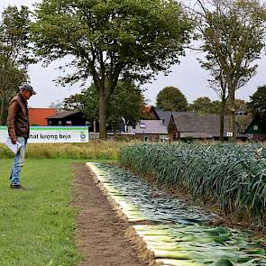 Bezoekers keken zelf rond of kregen uitleg van de medewerkers van Bejo.