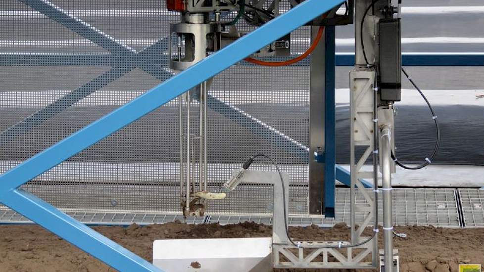 Machine functioneert enkel door een aftakas aangedreven aggregaat
