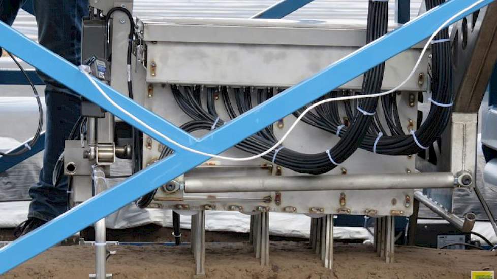 Sensor unit met 19 sensoren detecteren ondergronds de asperge