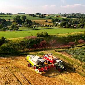 Volgens Ruud Steinbusch is vrijdag 7 juli de laatste wintergerst in zijn regio geoogst. De gemiddelde opbrengst schommelt volgens Steinbusch rond de 9 ton. “Met zowel uitschieters naar beneden richting de 7 ton en naar boven richting de 10 ton.”