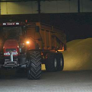 Van 36 hectare komt alle zomergerst in de aardappelschuur. De andere 4 hectare ligt bij een andere boerderij.