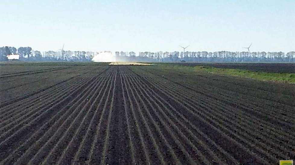 Jorik Dijksterhuis‏ @jorikd1 8 mei: Wat een prachtig vak hebben we toch! #Landschapspracht #boerbewust #akker