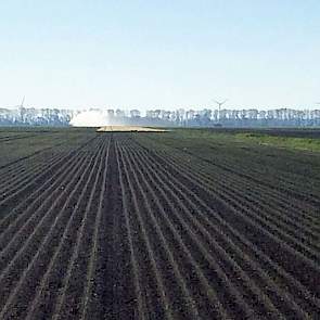 Jorik Dijksterhuis‏ @jorikd1 8 mei: Wat een prachtig vak hebben we toch! #Landschapspracht #boerbewust #akker