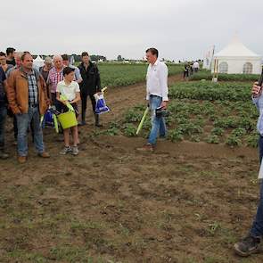Aardappeltelersorganisatie Nedato wil de akkerbouwers op de open dag bewust maken van het belang van het kunnen verzilveren van duurzaamheid. „Iedereen heeft het over duurzaam telen, ook minister Schouten. We moeten het doen met minder meststoffen, minder