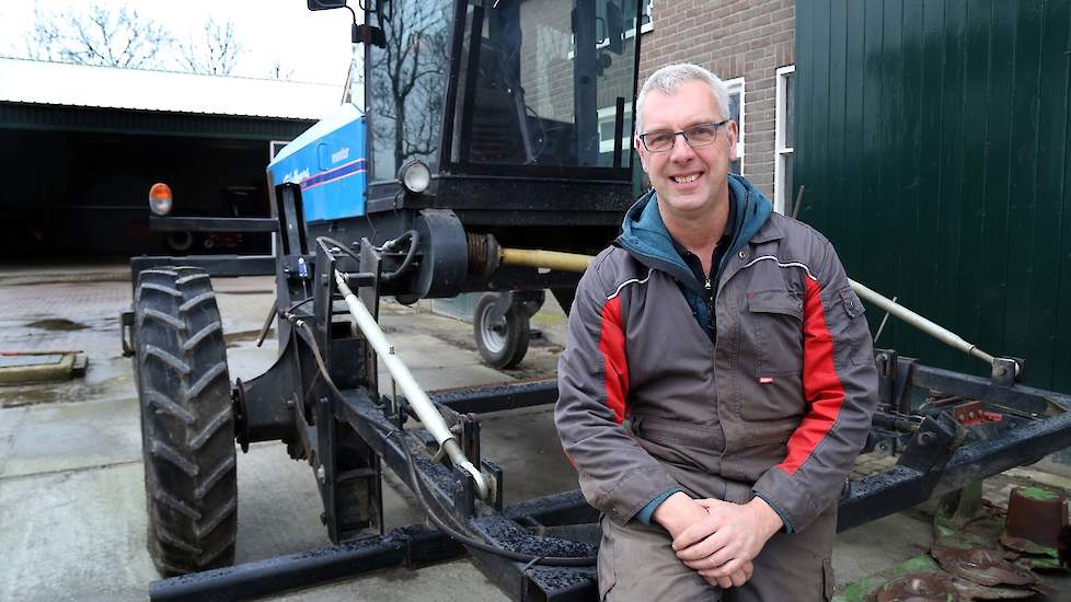 Wilco van Nieuwenhuijzen en zijn zwadmaaier