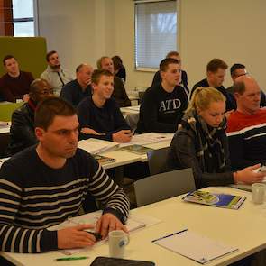 De selectiecursus van de NAK bestaat uit twee dagen theorie in de wintermaanden, gevolgd door drie dagdelen in de praktijk in juni. Het theoretische deel vindt plaats bij de NAK in Emmeloord, voor de veldbijeenkomsten kunnen de deelnemers terecht in Colij