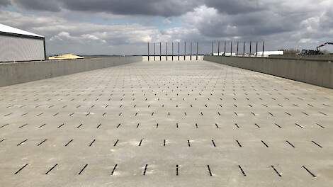 De nieuwe bewaarschuur krijgt een capaciteit van 9.000 ton.