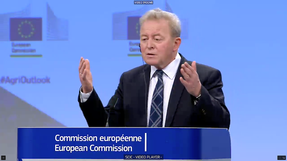 Landbouwcommissaris Janusz Wojciechowski bij de opening van de EU Agricultural Outlook 2020