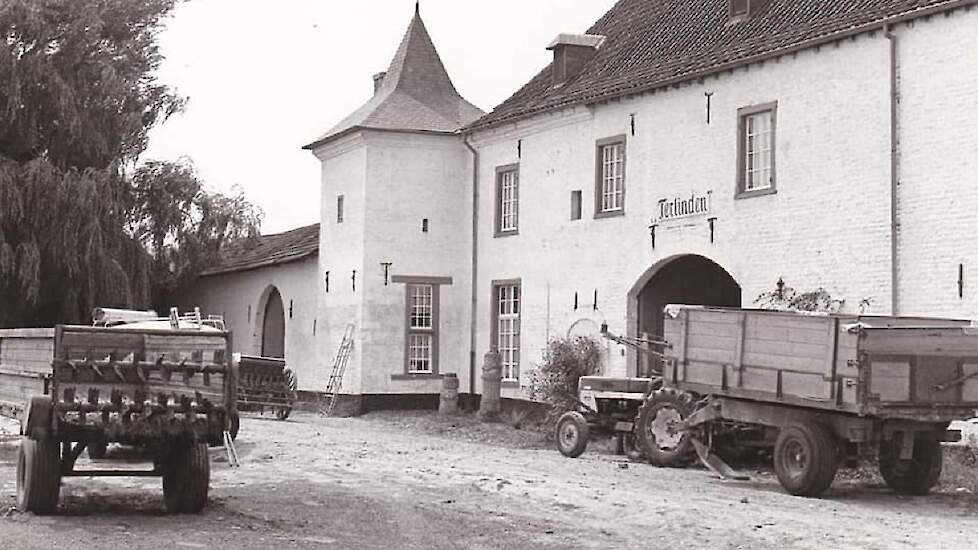 Hoeve Terlinden circa 50 jaar geleden.