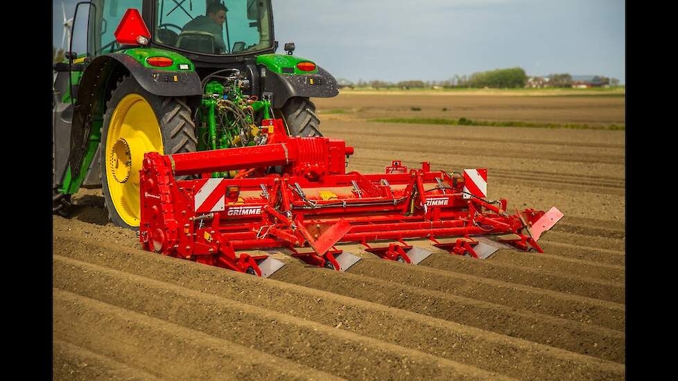 GRIMME GF 400 | 4-row Rotary Hiller & Full Width Tiller