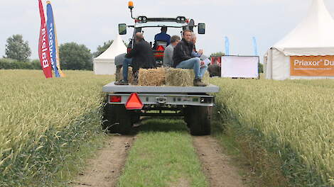 Fotoserie: Hybride open dag Rusthoeve en CZAV in teken van toekomstgericht telen - Akkerwijzer