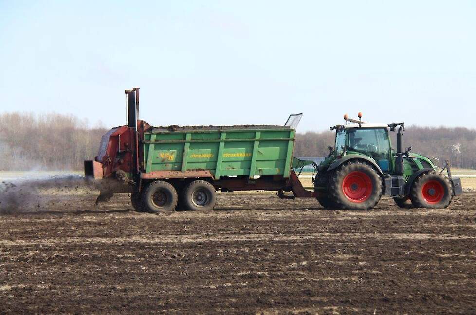 compost uitrijden