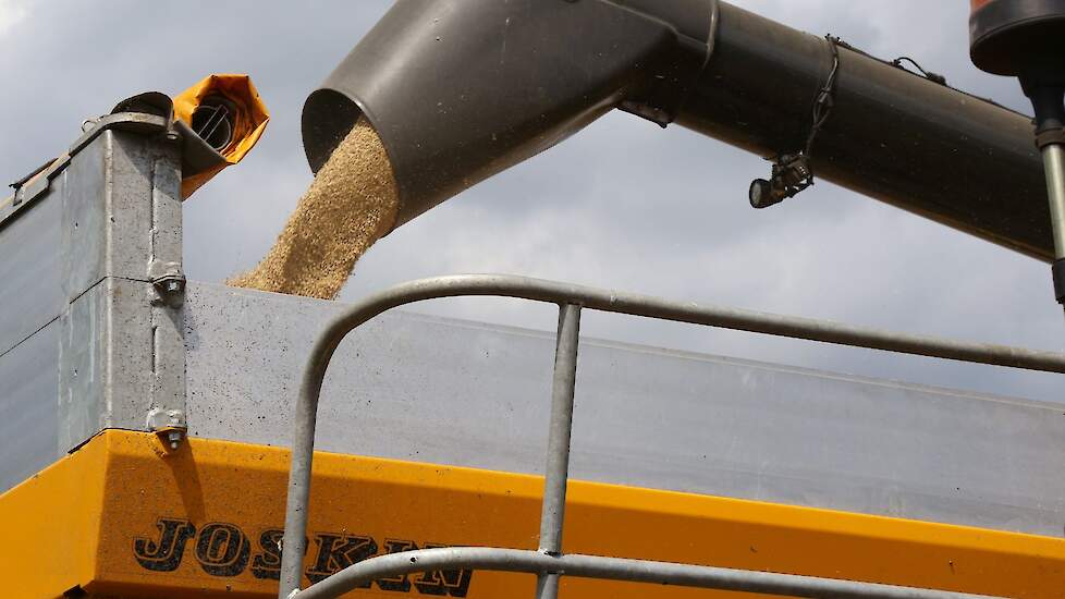 De gerst is bestemd voor de Zaanpeel, waar het wordt verwerkt in varkensvoer voor de varkens die bij het bedrijf ook worden gehouden. Het gerststro gaat naar een melkveehouder in de buurt.