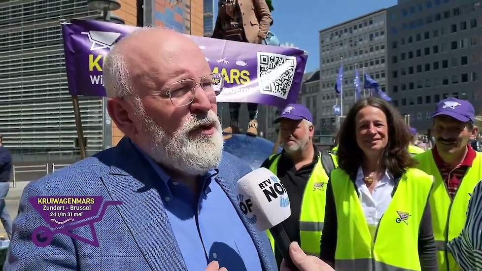 Frans Timmermans en een worteltaart