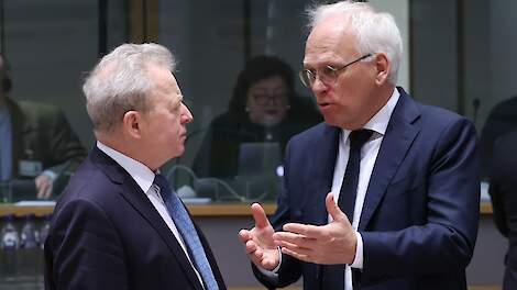 Minister Adema in gesprek met de Europese Commissaris voor Landbouw, Janusz Wojciechowski