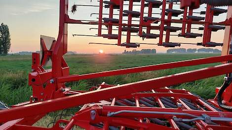 Machines vergelijken tijdens machinedemo op 16 april in de Van Pallandtpolder