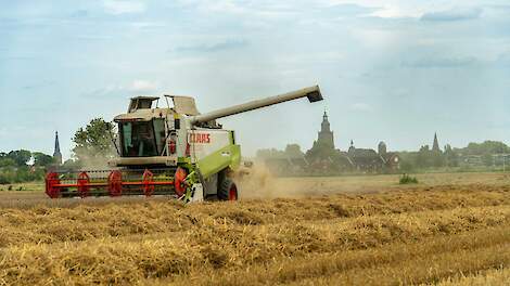 Video: Tussen de buien sturen op drogestofgehalte: bunders maken op de droge dagen
