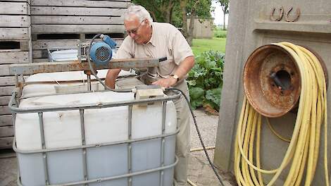 Compostthee: brouw een betere bodem