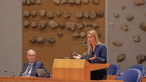 8e Actieprogramma Nitraatrichtlijn: Hoe twee ministers ruzieden over stikstof