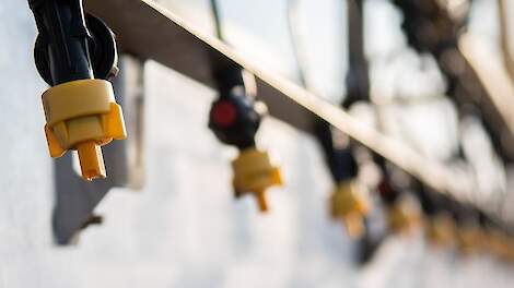 Veldspuit te dicht bij de sloot: akkerbouwer terecht gekort op GLB-subsidie