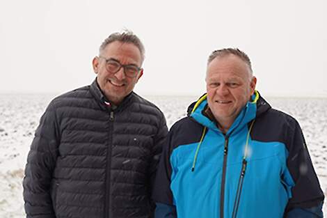 Eric Huizenga (links) en Jan Kunst zijn allebei werkzaam als buitendienstmedewerker Agronomie bij Cosun Beet Company. Huizenga heeft Noord-Groningen als werkgebied. Kunst is werkzaam in Noord- en West-Drenthe, Noord-Overijssel, Zuidoost-Friesland en Midde