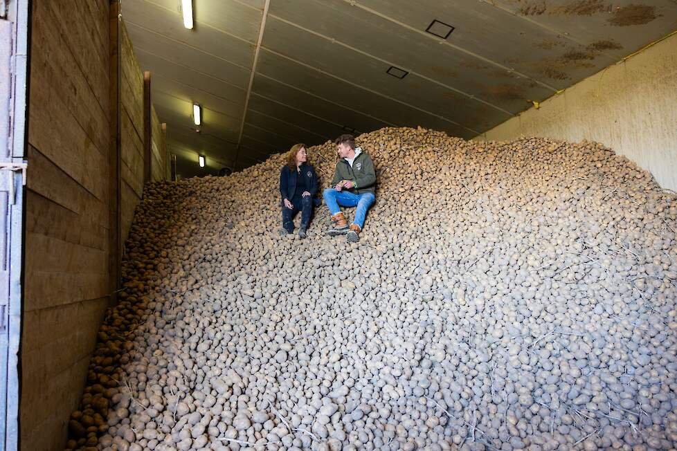 Oomen in Raamdsdonk.