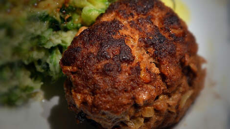 Voedingscentrum: Nederlander moet bijna 2,5 keer minder vlees eten