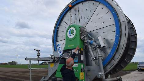 Fotoserie: 'Ook zonder hoge brandstofprijzen keuze voor elektrisch beregenen'