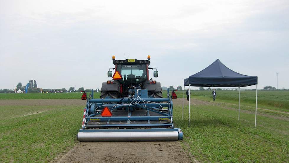 Recent Engels onderzoek heeft uitgewezen dat een geslaagde biofumigatie de populatie aardappelcysteaaltjes met 42 procent kan reduceren, aldus Jos Groot Koerkamp van Limagrain.